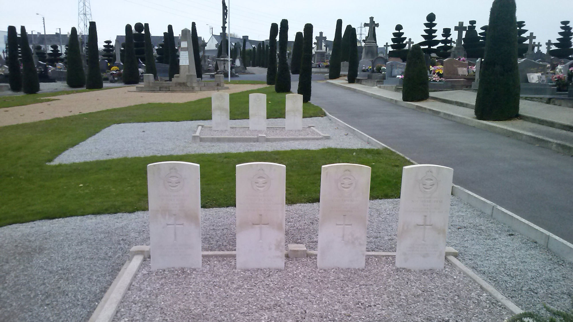 Tombes du Commonwealth du cimetière de Corpont